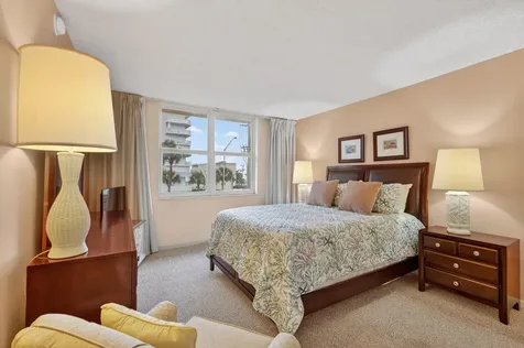 1009 N Ocean Boulevard Pompano Beach FL 33062