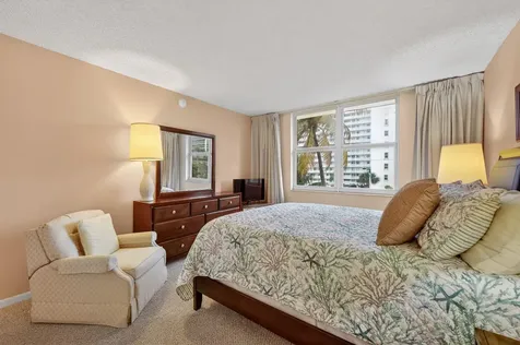 1009 N Ocean Boulevard Pompano Beach FL 33062