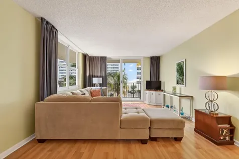 1009 N Ocean Boulevard Pompano Beach FL 33062