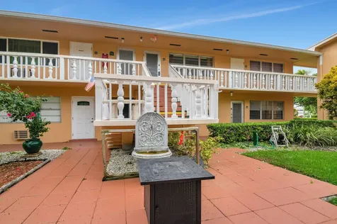 70 Camden C West Palm Beach FL 33417