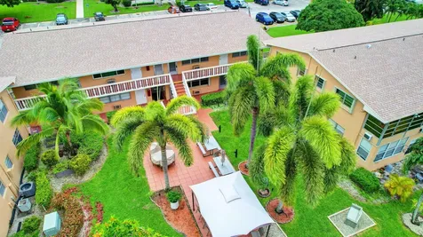 70 Camden C West Palm Beach FL 33417
