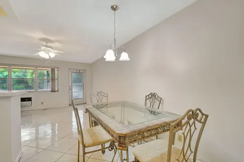 70 Camden C West Palm Beach FL 33417