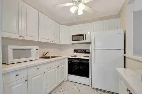 70 Camden C West Palm Beach FL 33417