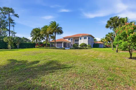 13550 Greentree Trail Wellington FL 33414