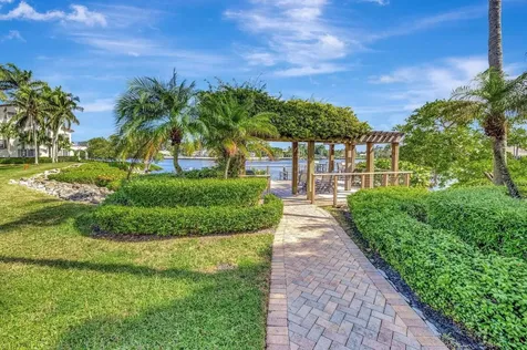 1527 Estuary Trail Delray Beach FL 33483