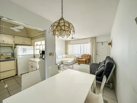 3280 N Lake Osborne Drive Lake Worth Beach FL 33461
