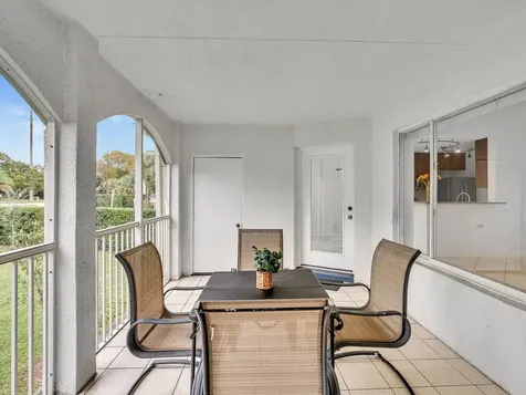 815 W Boynton Beach Boulevard Boynton Beach FL 33426