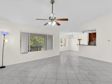 815 W Boynton Beach Boulevard Boynton Beach FL 33426