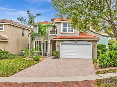 10844 Lake Wynds Court Boynton Beach FL 33437