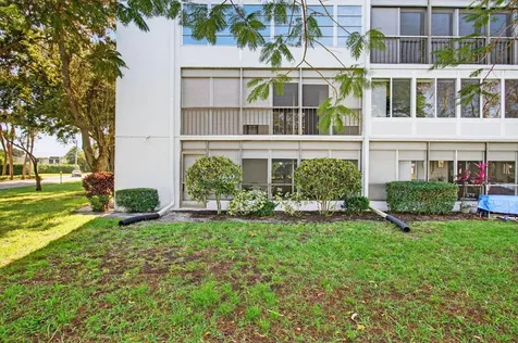 14701 Cumberland Drive Delray Beach FL 33446