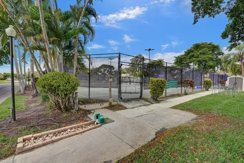818 Nw 26th Avenue Delray Beach FL 33445
