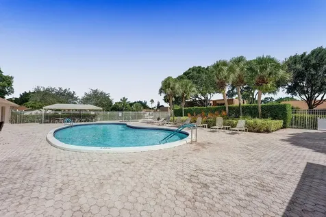 818 Nw 26th Avenue Delray Beach FL 33445