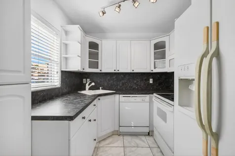 393 Flanders I Delray Beach FL 33484