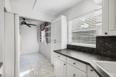 393 Flanders I Delray Beach FL 33484