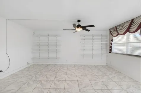 393 Flanders I Delray Beach FL 33484