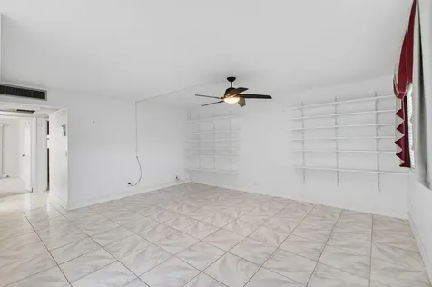 393 Flanders I Delray Beach FL 33484