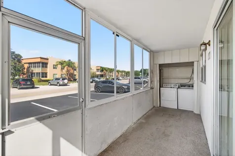 393 Flanders I Delray Beach FL 33484