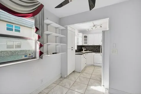 393 Flanders I Delray Beach FL 33484