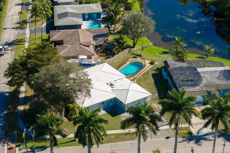 4280 Nw 12th Street Coconut Creek FL 33066