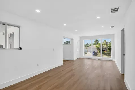 1426 Hillcrest Drive Drive Lake Worth Beach FL 33461
