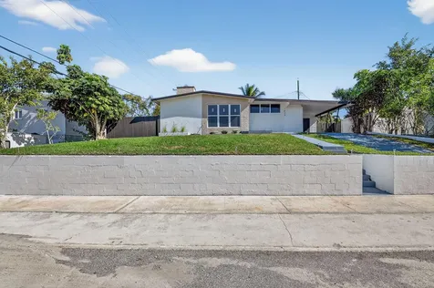 1426 Hillcrest Drive Drive Lake Worth Beach FL 33461