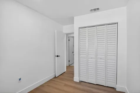 1426 Hillcrest Drive Drive Lake Worth Beach FL 33461