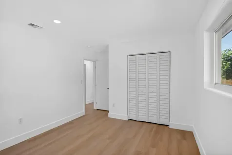 1426 Hillcrest Drive Drive Lake Worth Beach FL 33461