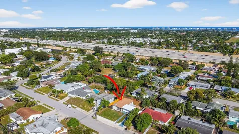 1426 Hillcrest Drive Drive Lake Worth Beach FL 33461
