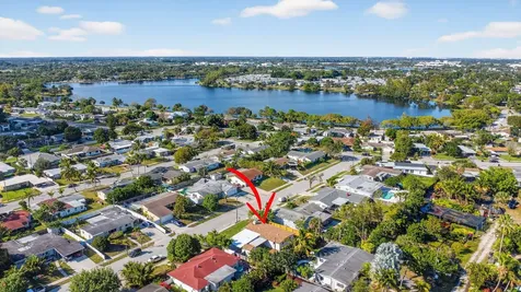 1426 Hillcrest Drive Drive Lake Worth Beach FL 33461
