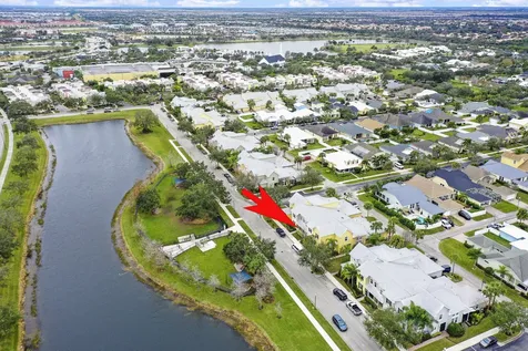 10575 Sw Cam Run Port Saint Lucie FL 34987