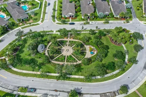 10575 Sw Cam Run Port Saint Lucie FL 34987