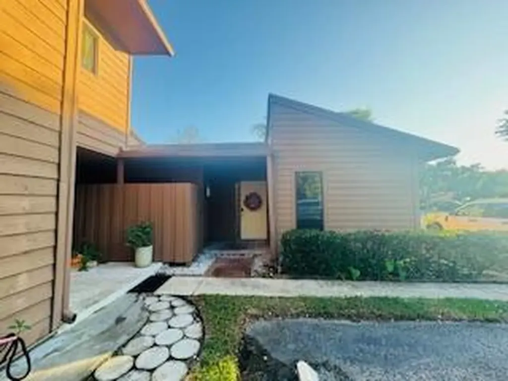 6194 Pine Tree Lane Tamarac FL 33319