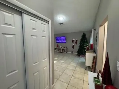 6194 Pine Tree Lane Tamarac FL 33319