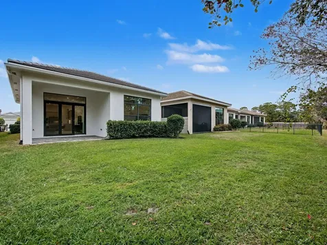176 Se Via Sangro Port Saint Lucie FL 34952