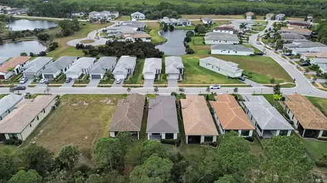 176 Se Via Sangro Port Saint Lucie FL 34952
