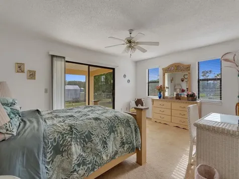 2543 Se Price Court Port Saint Lucie FL 34953