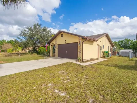 2543 Se Price Court Port Saint Lucie FL 34953