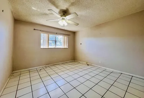 209 Oxford 200 West Palm Beach FL 33417