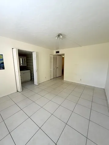 9300 Sw 8th Street Boca Raton FL 33428