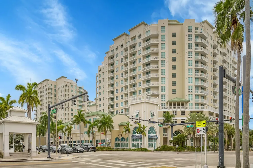 350 N Federal Highway Boynton Beach FL 33435