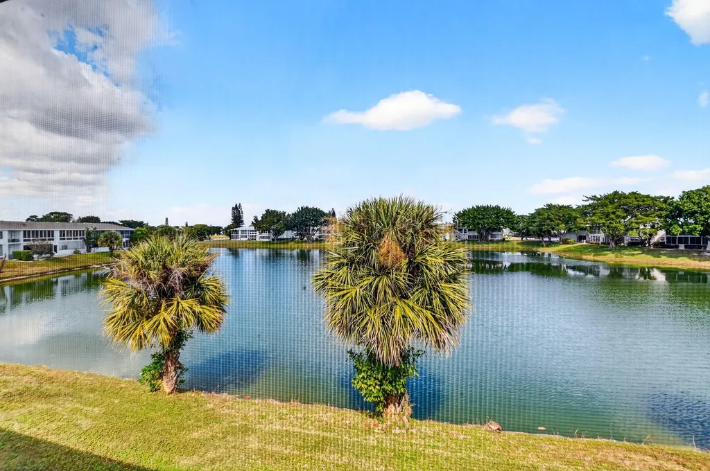 209 Somerset K West Palm Beach FL 33417
