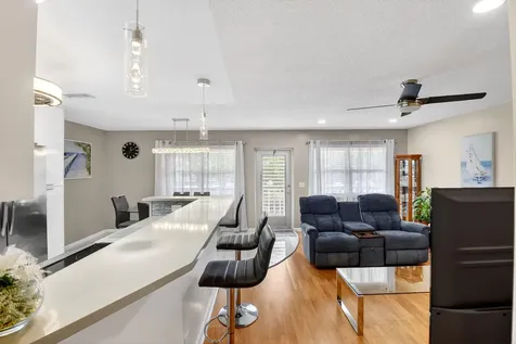 209 Somerset K West Palm Beach FL 33417