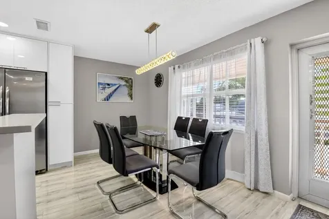 209 Somerset K West Palm Beach FL 33417