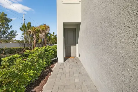 5624 Se Edgewater Circle Stuart FL 34997