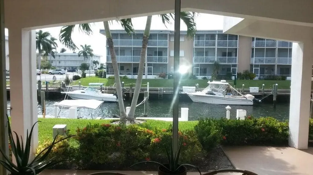 110 Shore Court North Palm Beach FL 33408