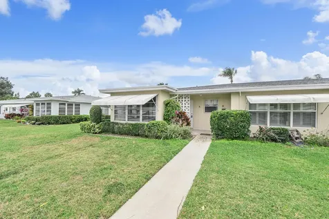 212 High Point Terrace Delray Beach FL 33445
