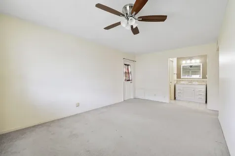 212 High Point Terrace Delray Beach FL 33445
