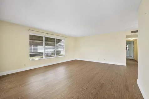 212 High Point Terrace Delray Beach FL 33445