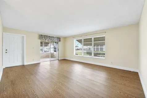 212 High Point Terrace Delray Beach FL 33445