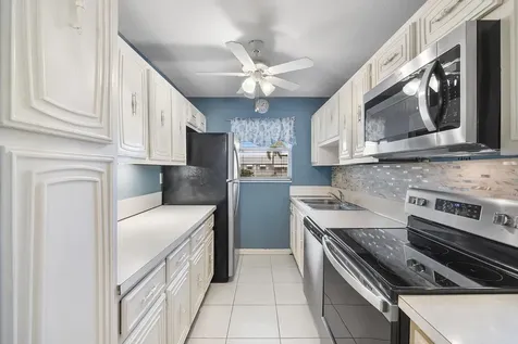 212 High Point Terrace Delray Beach FL 33445